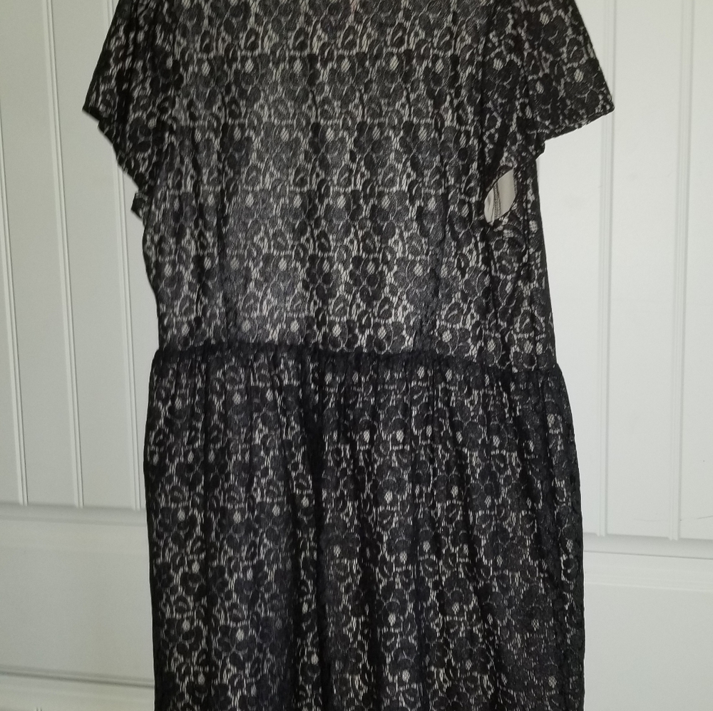 LBD - Picture 6 of 6